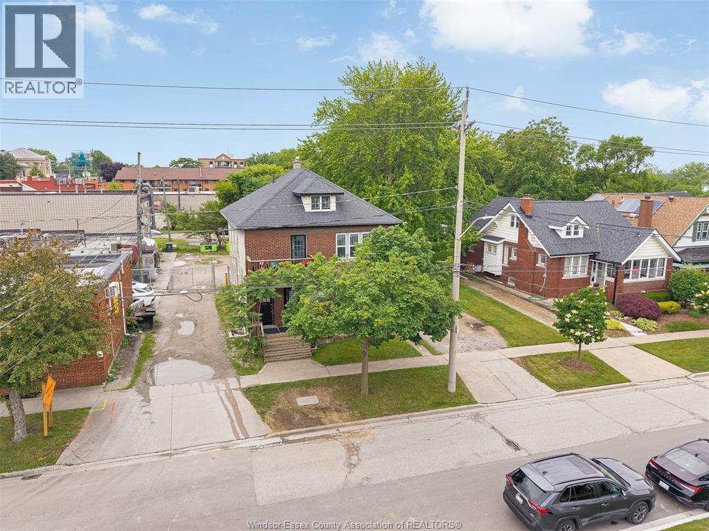 Photo 6 of 269 271 Mill, Windsor ON