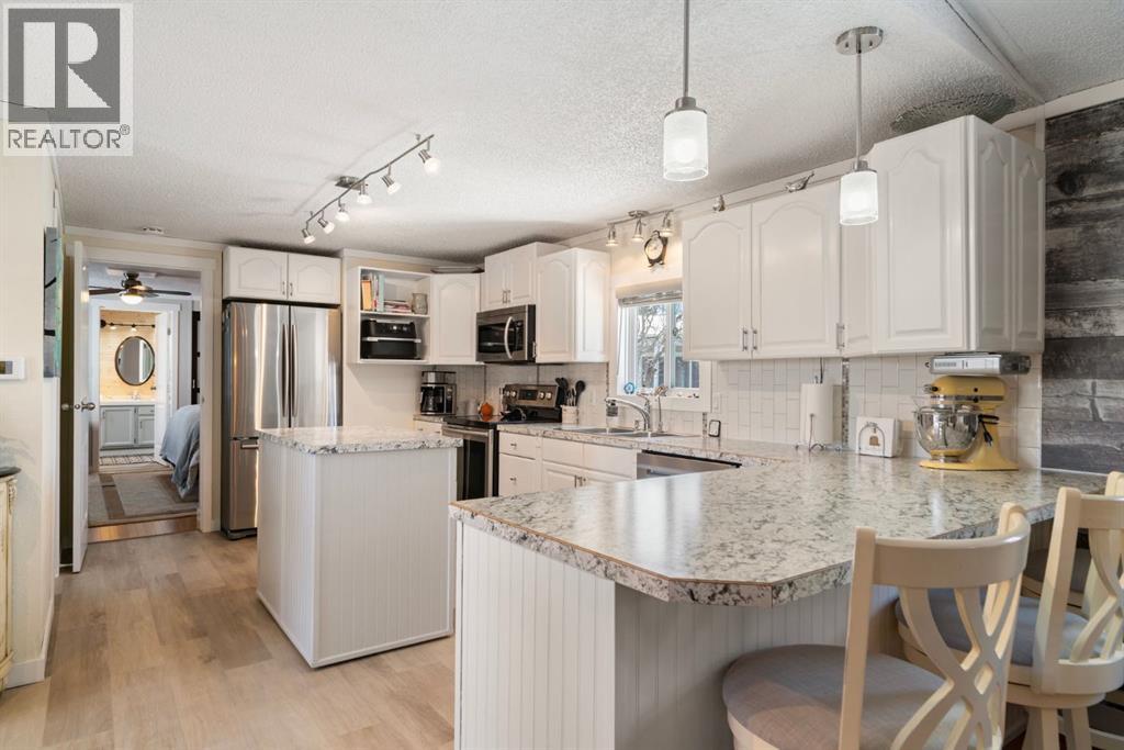 Single Family House Mobile Home for Sale in  Burroughs Place NE Monterey Park Calgary 
