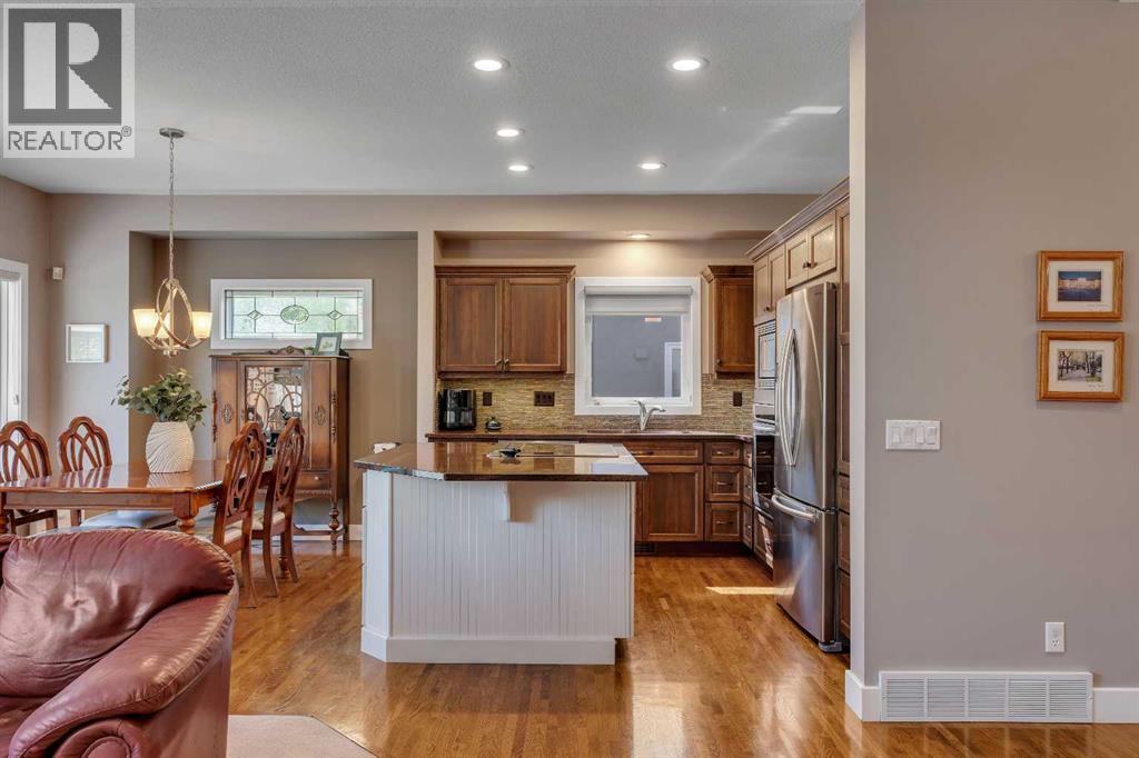 Photo 12 of 4 Ravine Drive, Heritage Pointe AB