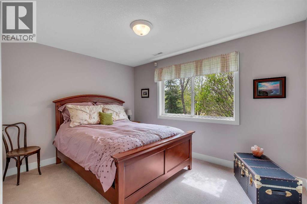 Photo 38 of 4 Ravine Drive, Heritage Pointe AB