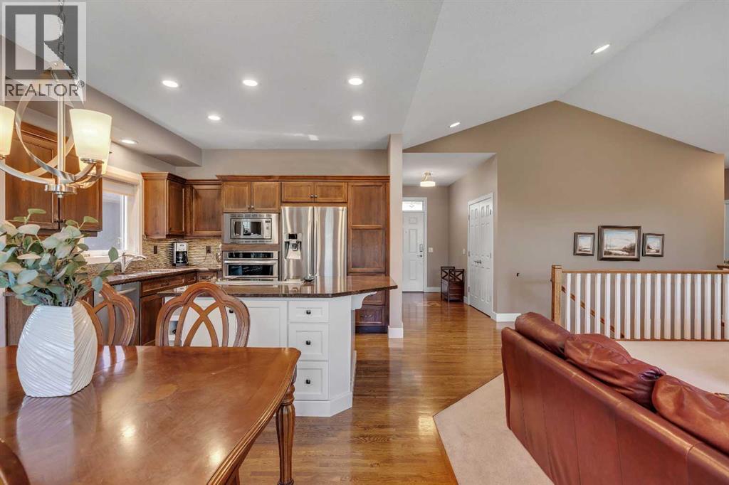 Photo 11 of 4 Ravine Drive, Heritage Pointe AB