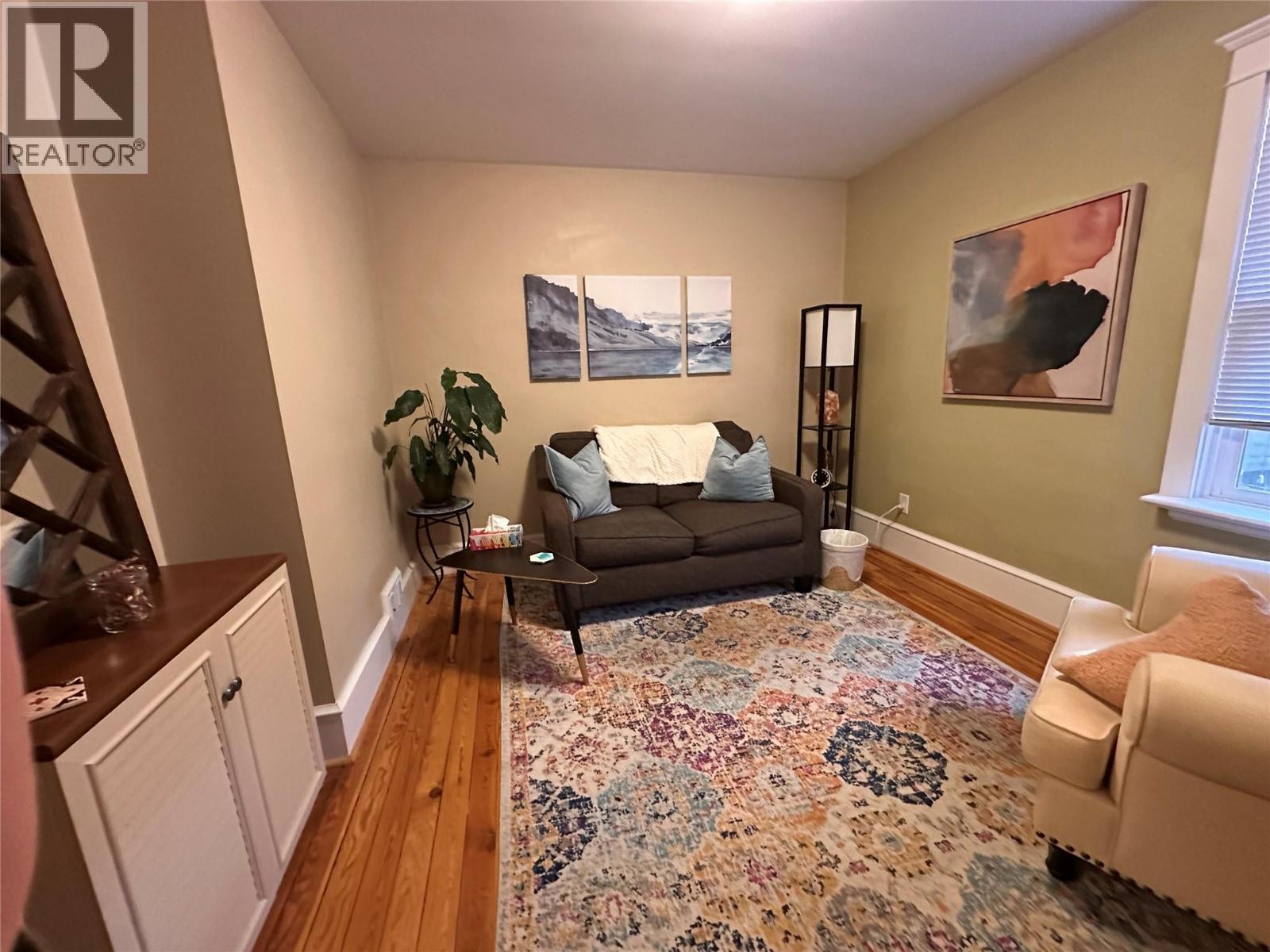 214 11th Avenue, Castlegar