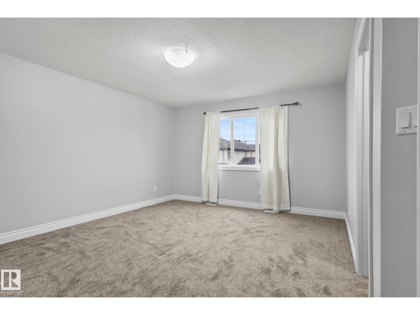 Photo 32 of 4648 Charles Wy Sw, Edmonton AB