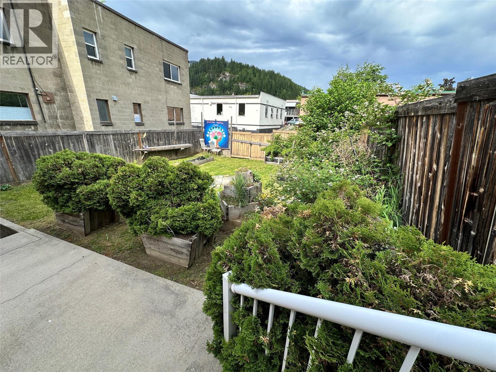 214 11th Avenue, Castlegar