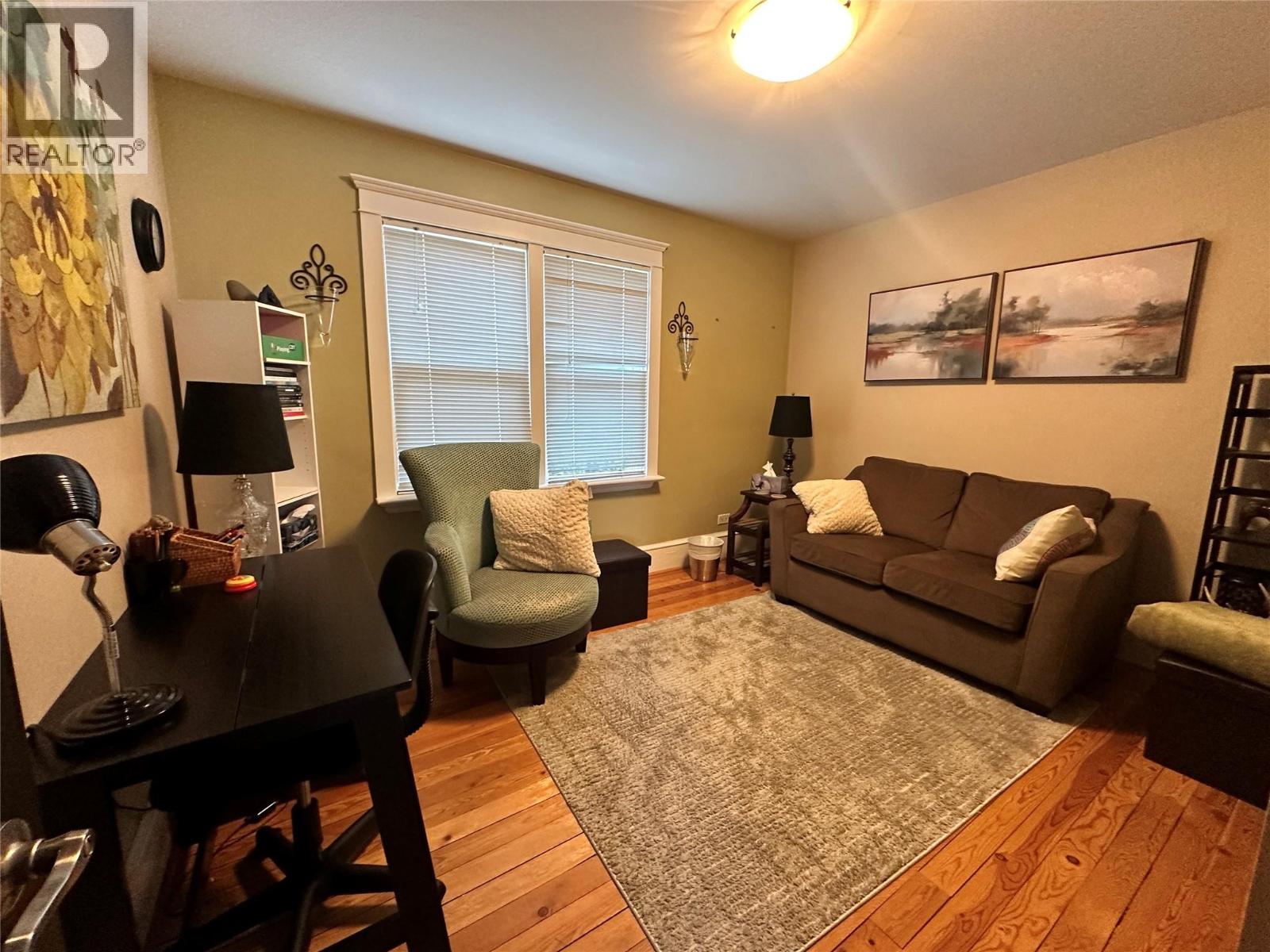 214 11th Avenue, Castlegar