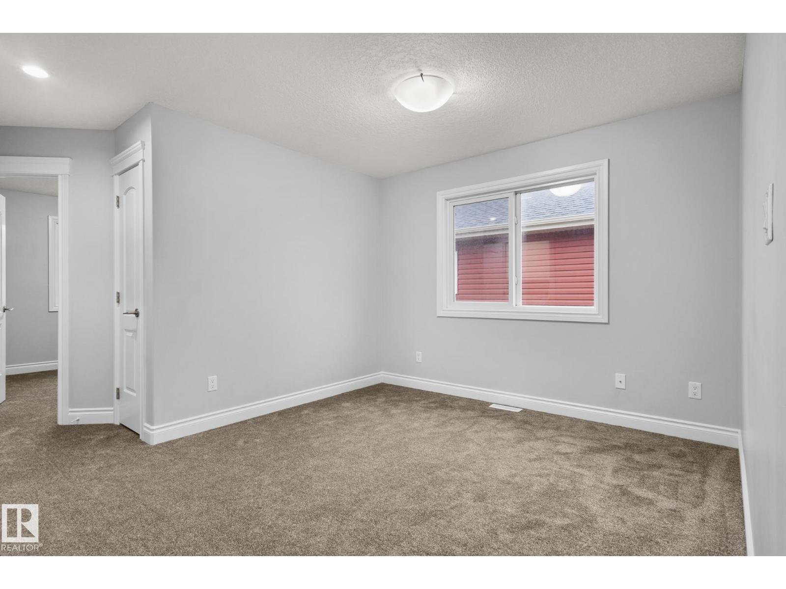 Photo 21 of 4648 Charles Wy Sw, Edmonton AB