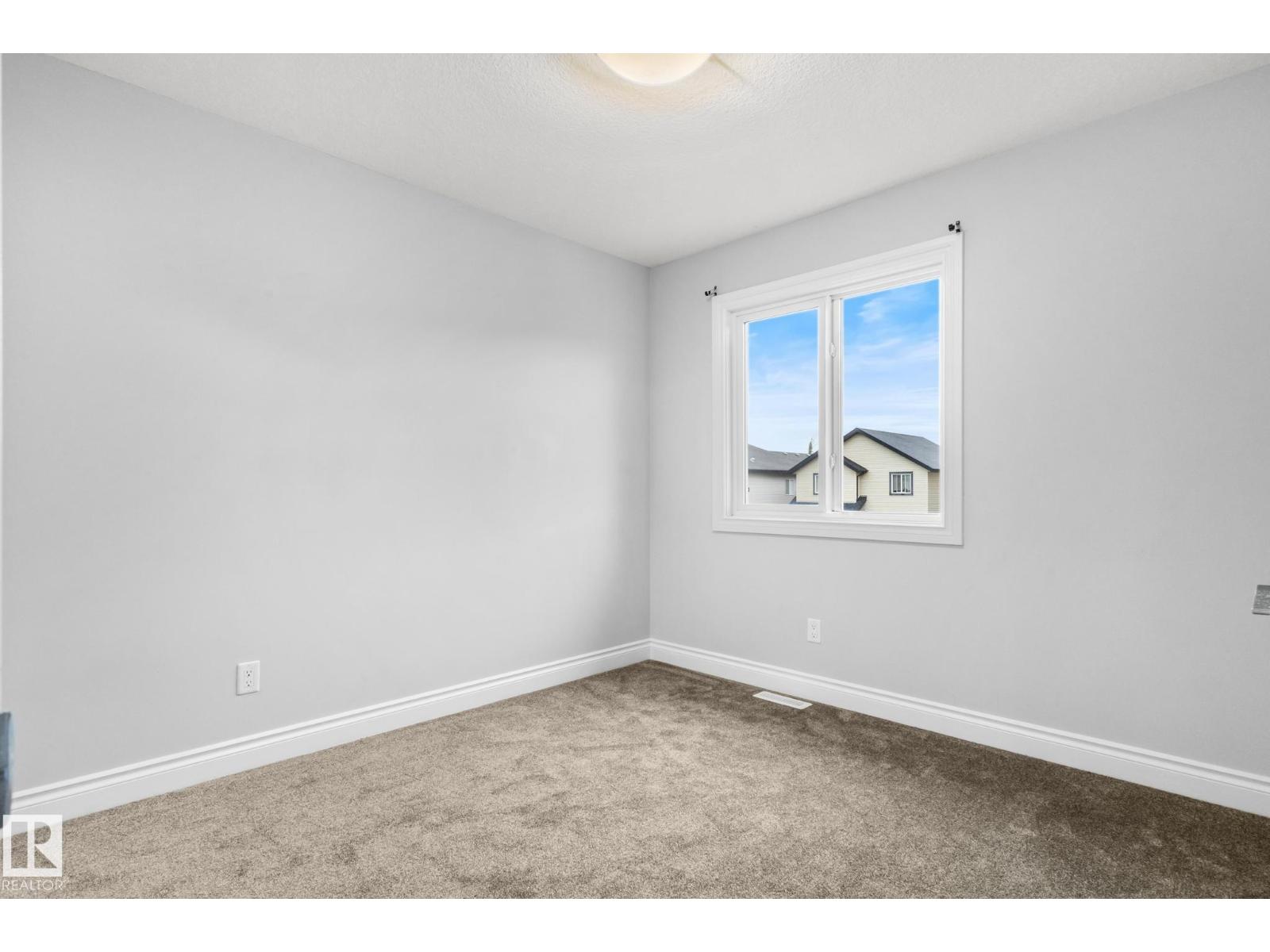 Photo 29 of 4648 Charles Wy Sw, Edmonton AB