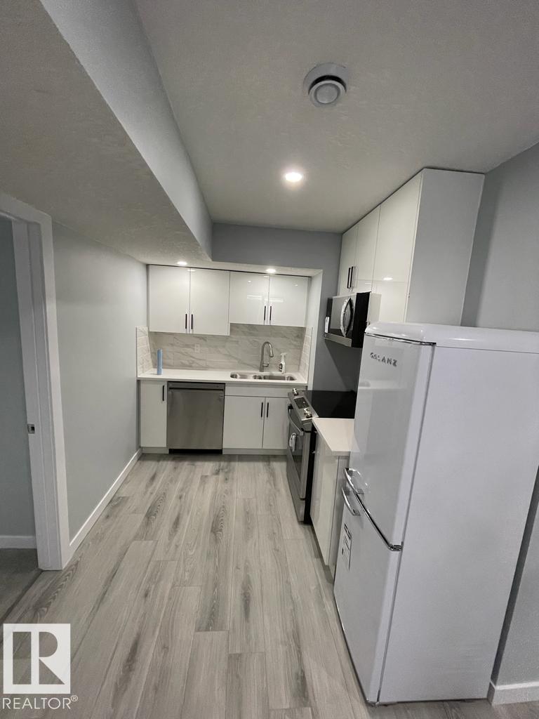 Photo 39 of 4648 Charles Wy Sw, Edmonton AB