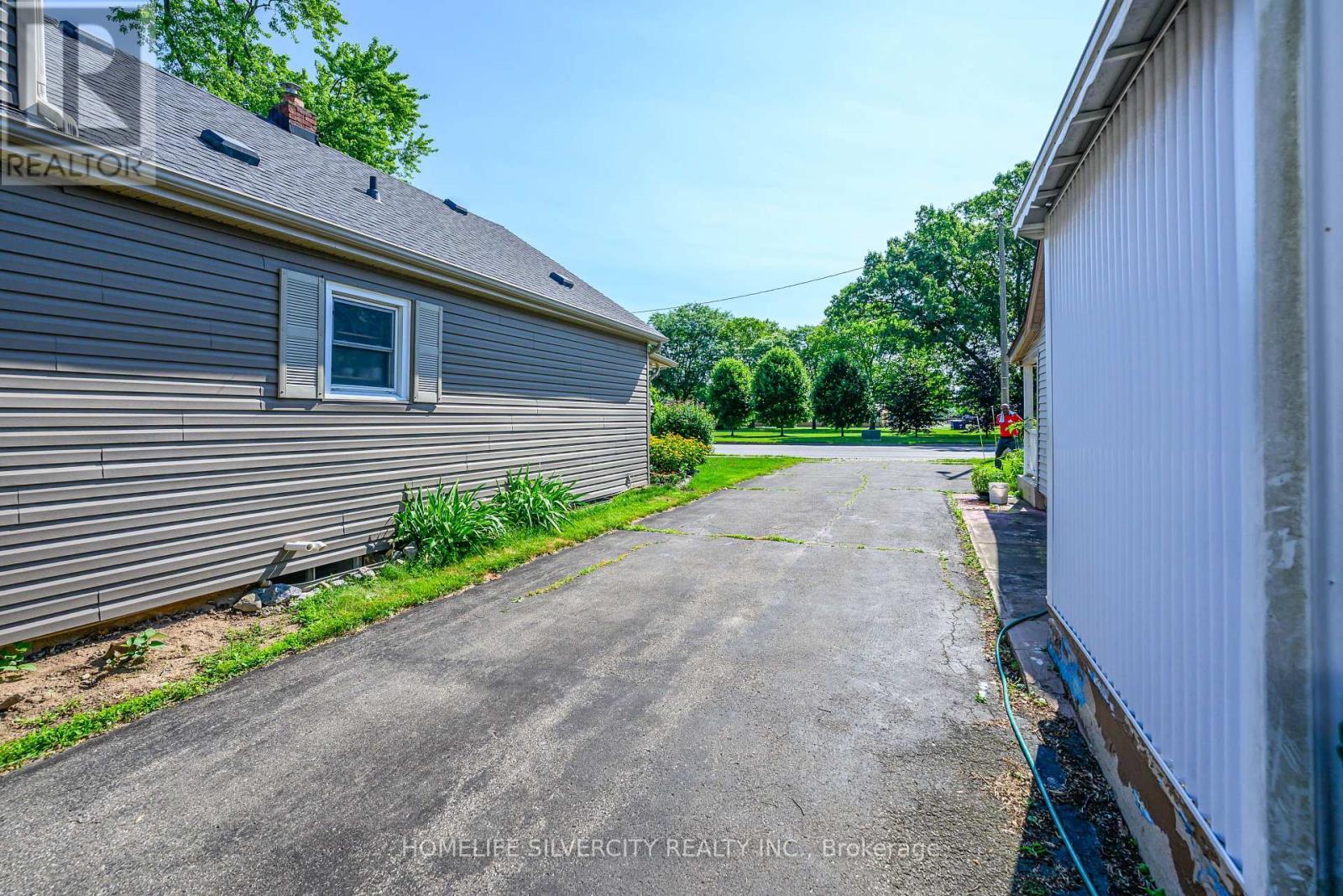 Photo 29 of 5537 Montrose Road, Niagara Falls ON
