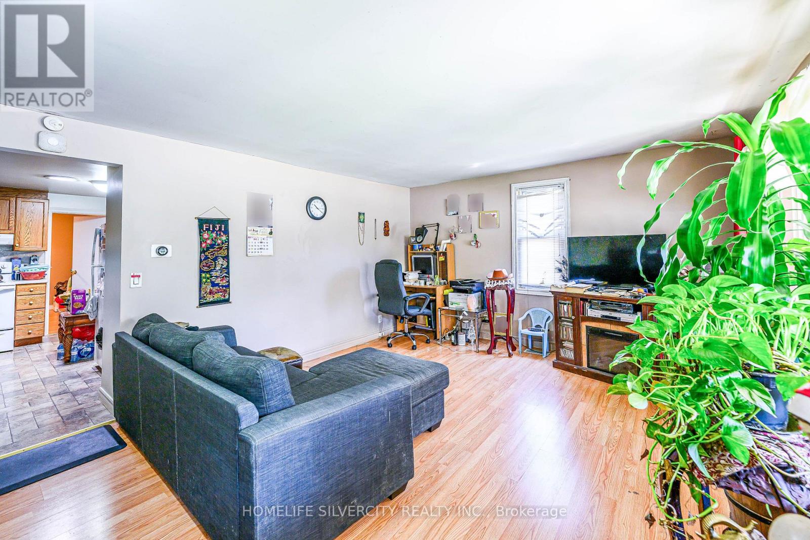 Photo 4 of 5537 Montrose Road, Niagara Falls ON