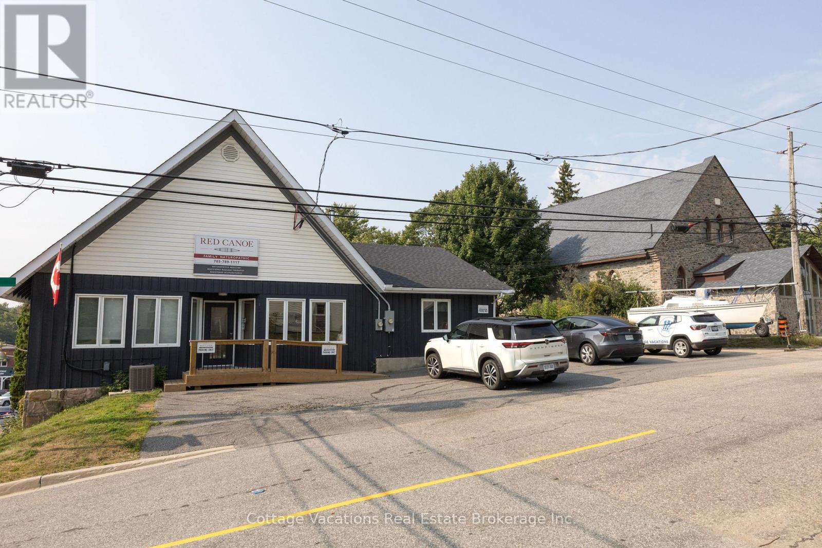 Photo 47 of 10 Brunel Road, Huntsville ON