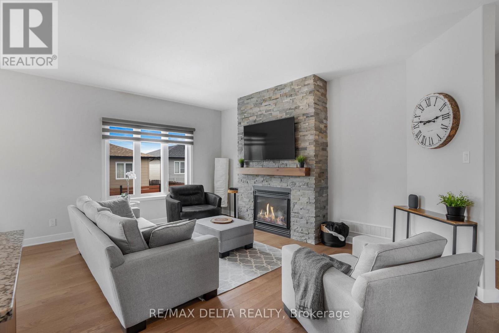 Photo 13 of 740 Lafrance Crescent, Hawkesbury ON