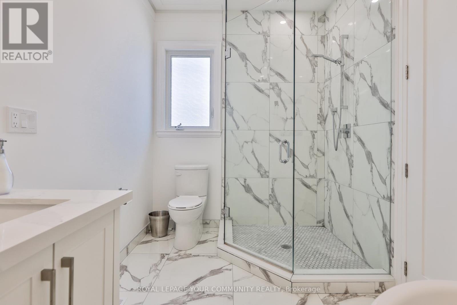 Photo 36 of 37 St Gaspar Court, Toronto ON