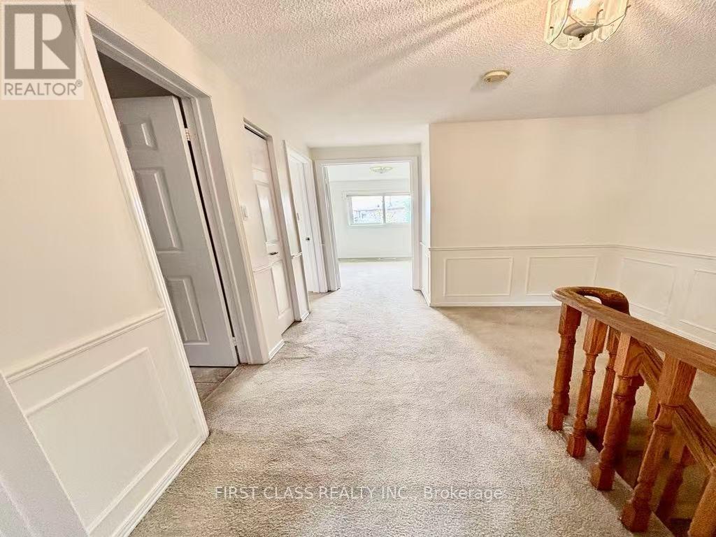 Photo 10 of Main Upper Level 4230 Perivale Road, Mississauga ON