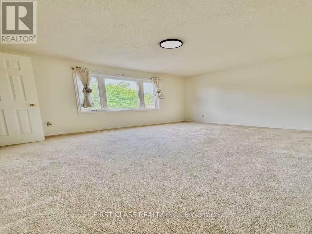 Photo 11 of Main Upper Level 4230 Perivale Road, Mississauga ON