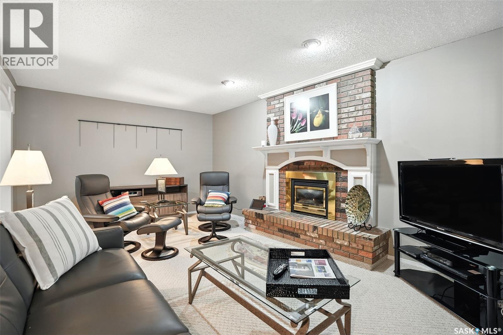 Photo 9 of 246 Auld Crescent, Saskatoon SK