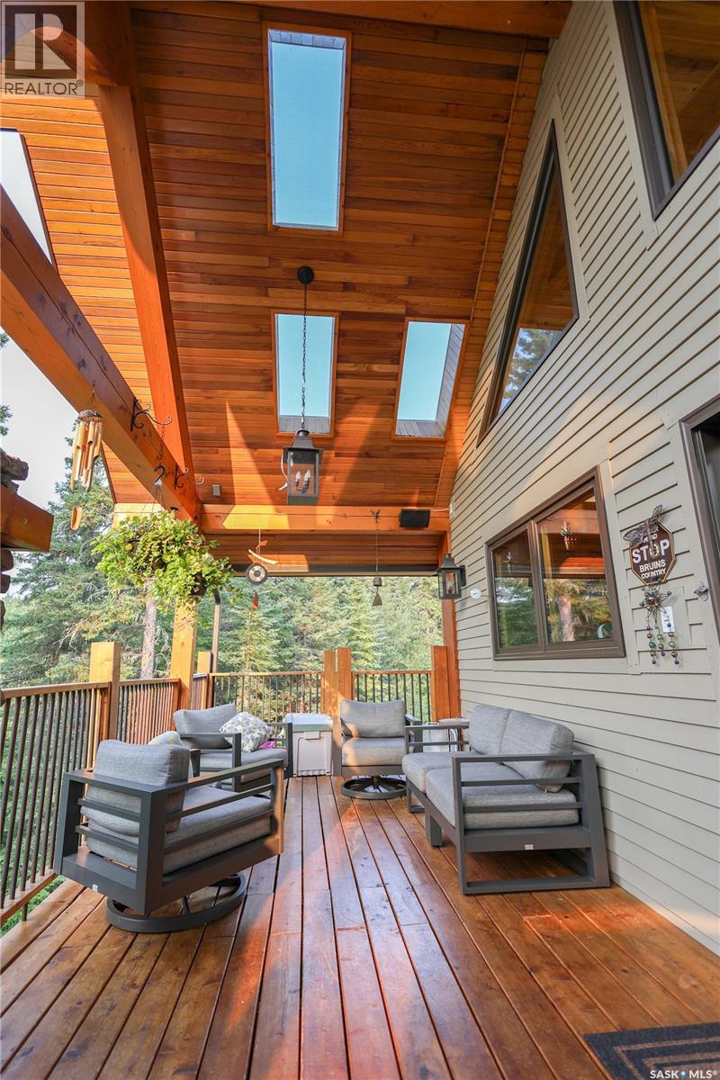 Photo 25 of 55 Estates Drive, Elk Ridge SK