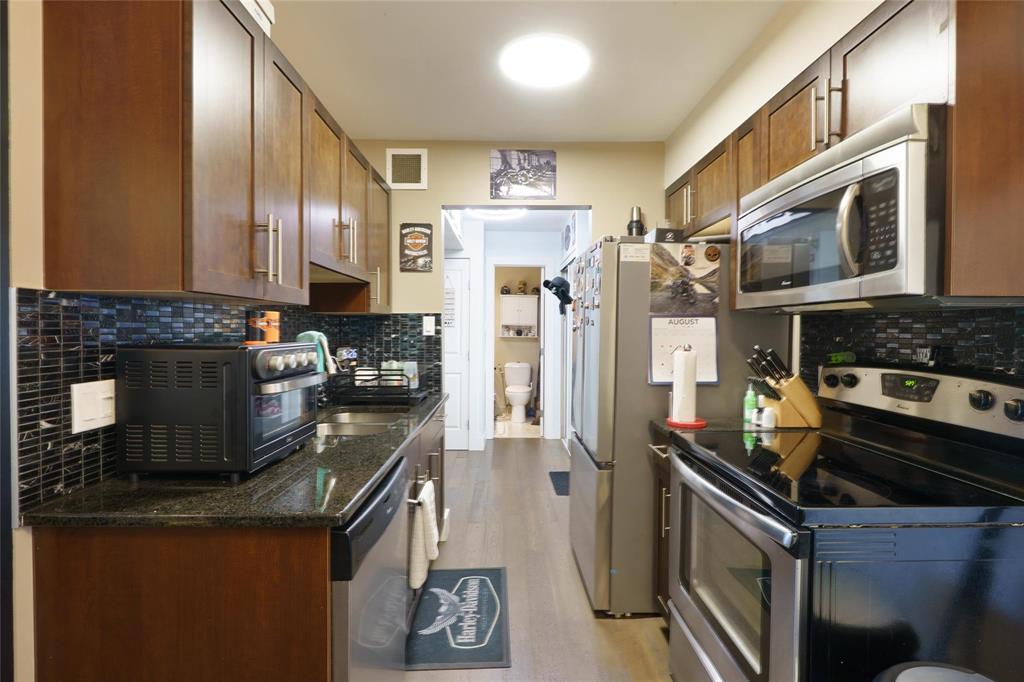 Photo 4 of 112 100 Killarney Avenue, Winnipeg MB