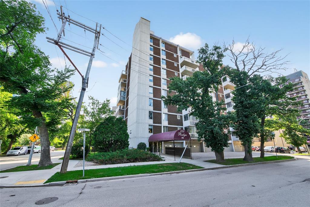 Photo 1 of 302 188 Roslyn Road, Winnipeg MB