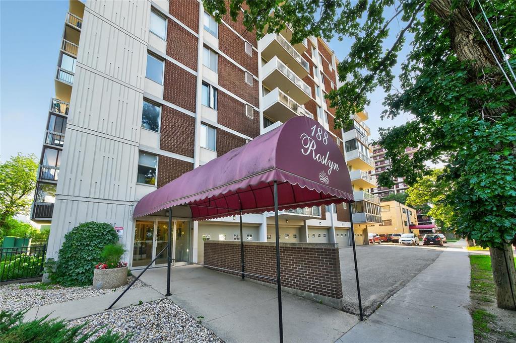 Photo 2 of 302 188 Roslyn Road, Winnipeg MB