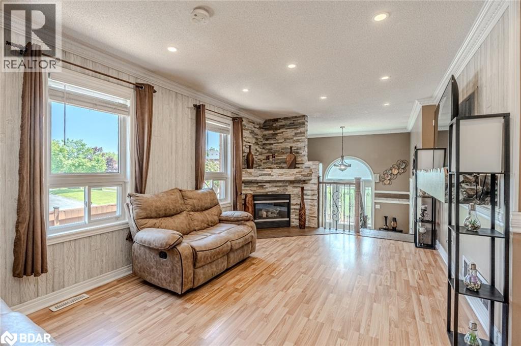 Photo 5 of 68 Coughlin Road, Barrie ON