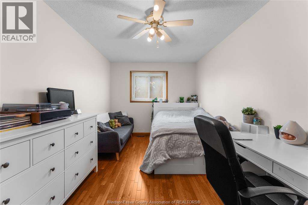 Photo 18 of 1475 Sugarwood Crescent, Lasalle ON