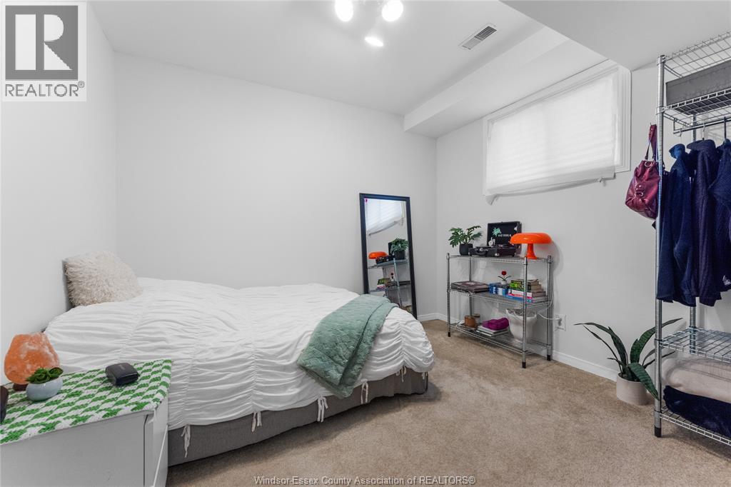 Photo 35 of 1475 Sugarwood Crescent, Lasalle ON