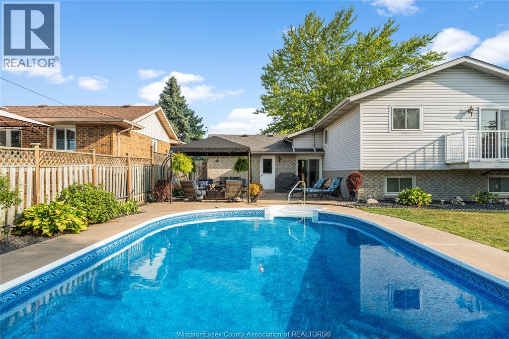 Photo 39 of 1475 Sugarwood Crescent, Lasalle ON