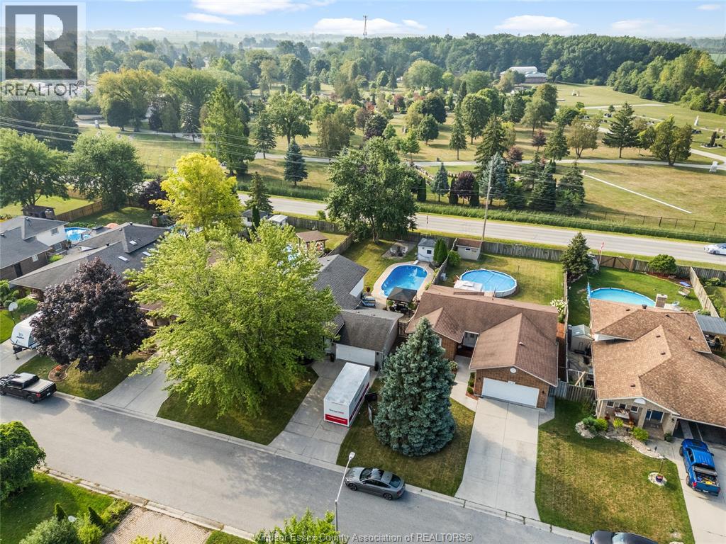 Photo 45 of 1475 Sugarwood Crescent, Lasalle ON