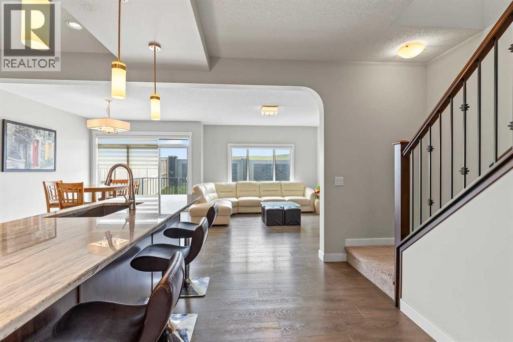 Photo 6 of 144 Nolancrest Circle Nw, Calgary AB