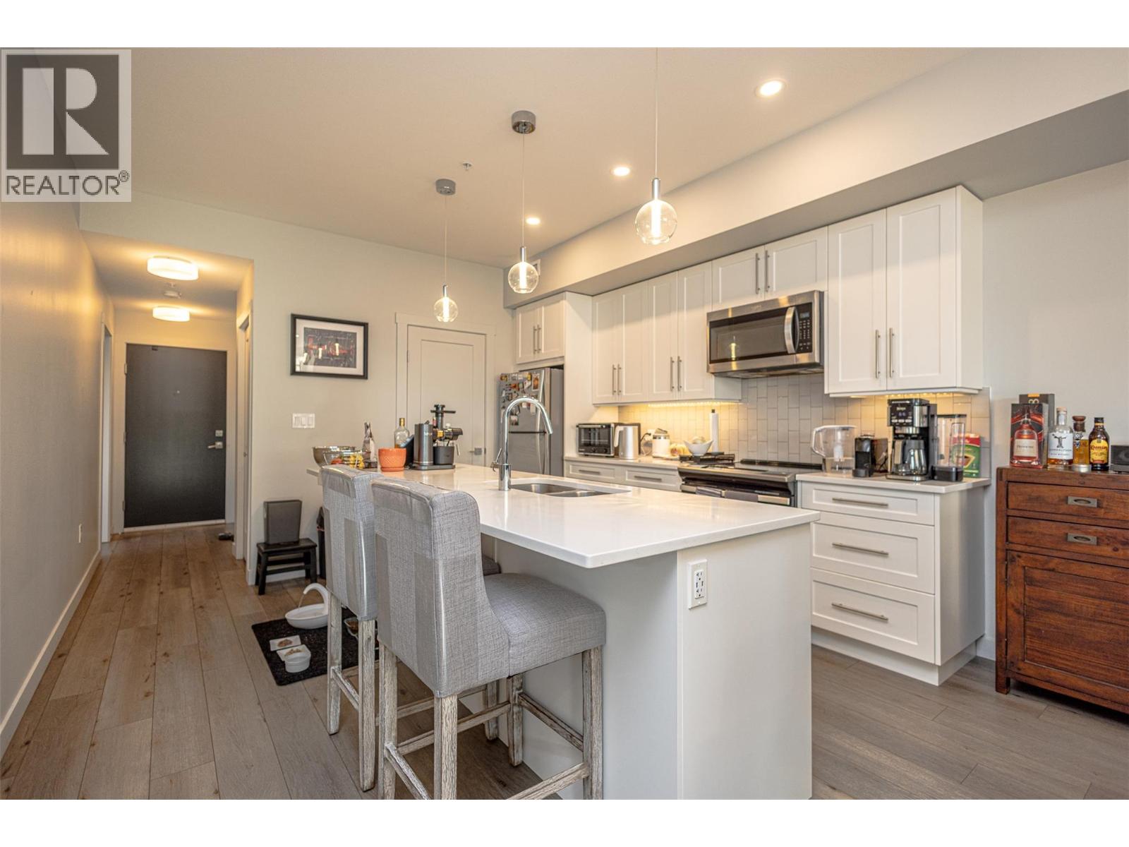 Photo 3 of 3630 Mission Springs Drive Unit 306, Kelowna BC