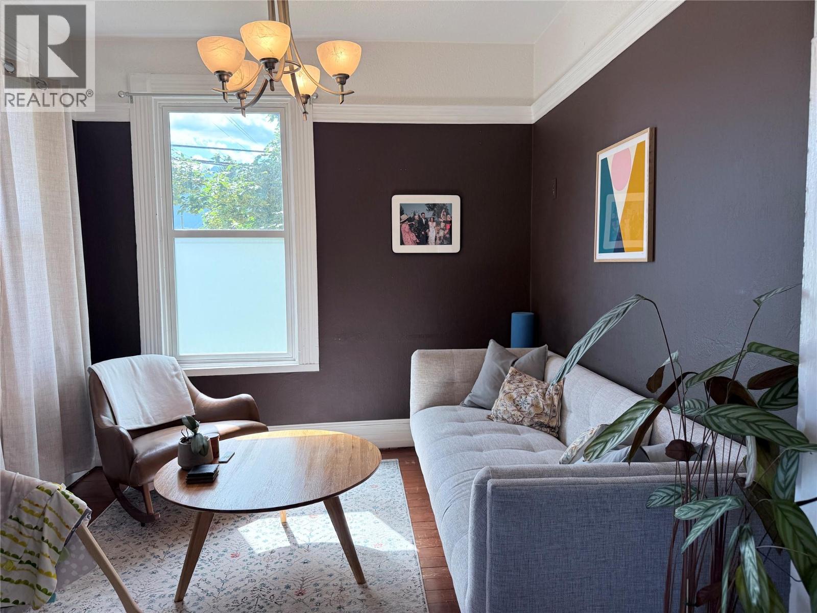 415 Downie Street, Revelstoke