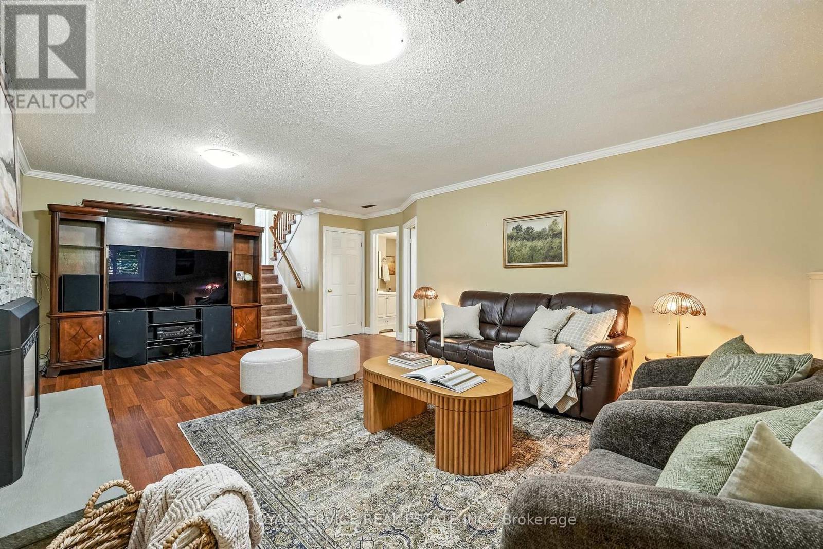 Photo 36 of 69 Firwood Avenue, Clarington ON
