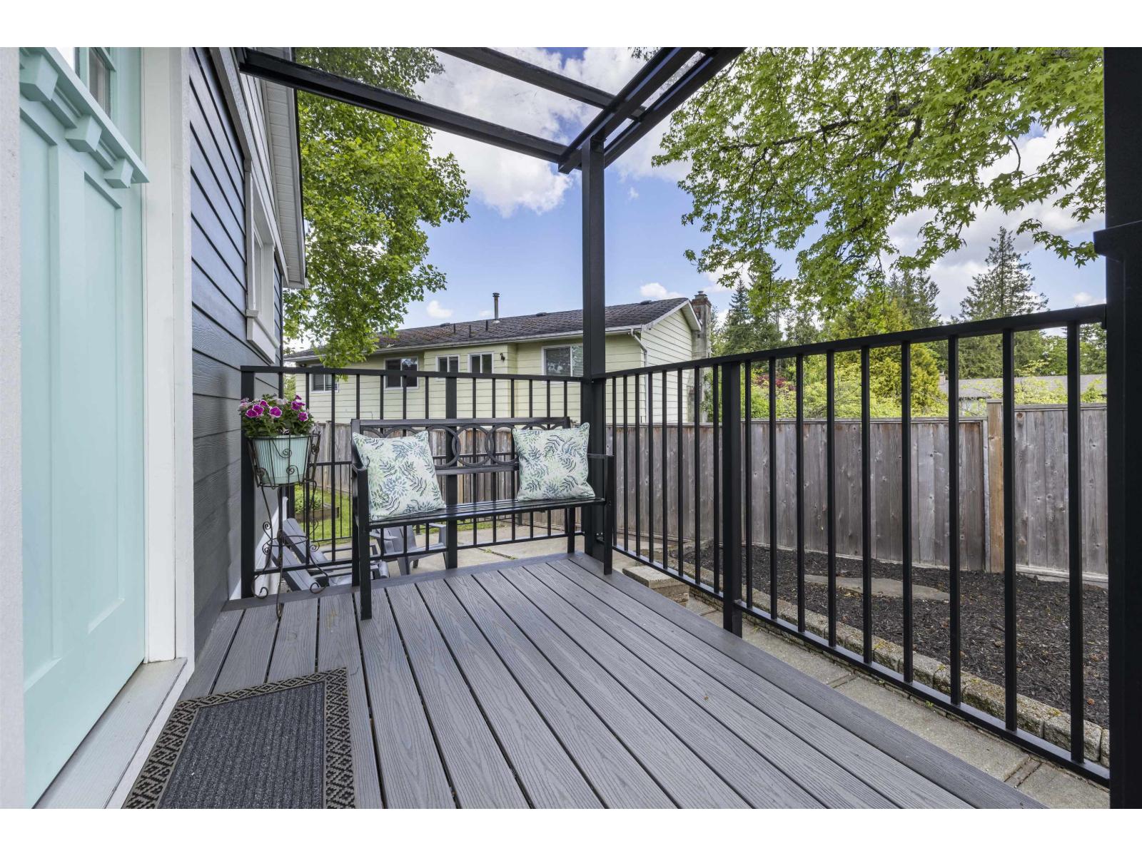 Photo 6 of 4745 207 A Street, Langley BC