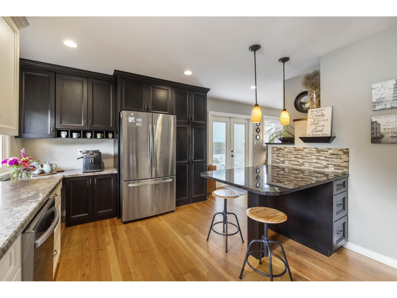 Photo 13 of 4745 207 A Street, Langley BC