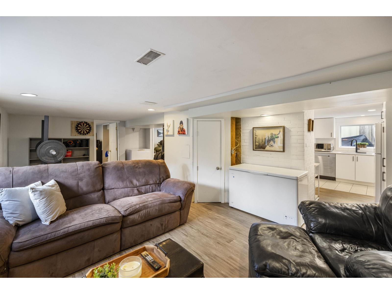 Photo 29 of 4745 207 A Street, Langley BC