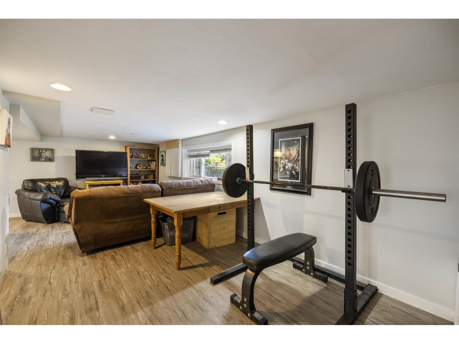 Photo 27 of 4745 207 A Street, Langley BC