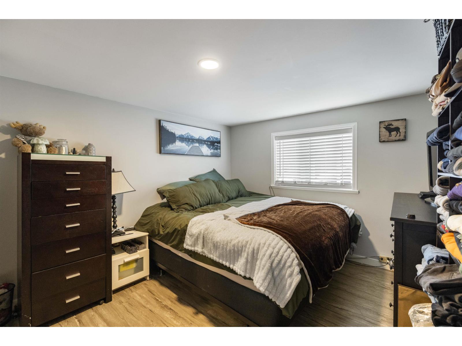 Photo 25 of 4745 207 A Street, Langley BC