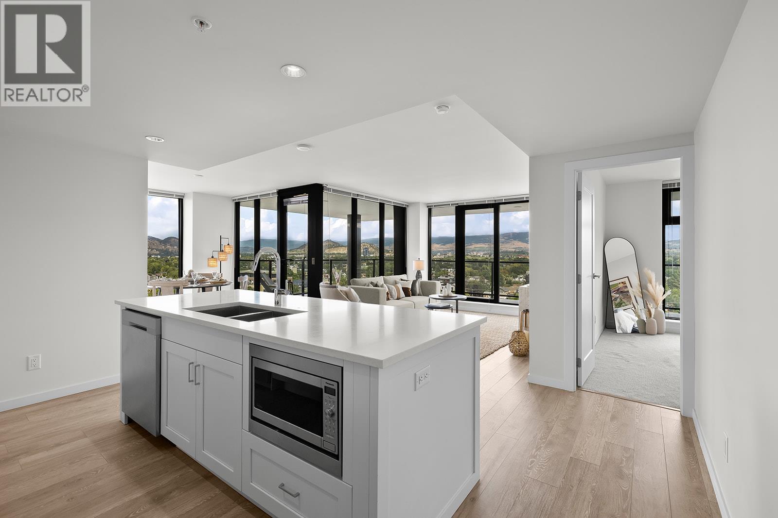 Photo 9 of 485 Groves Avenue Unit 1201, Kelowna BC