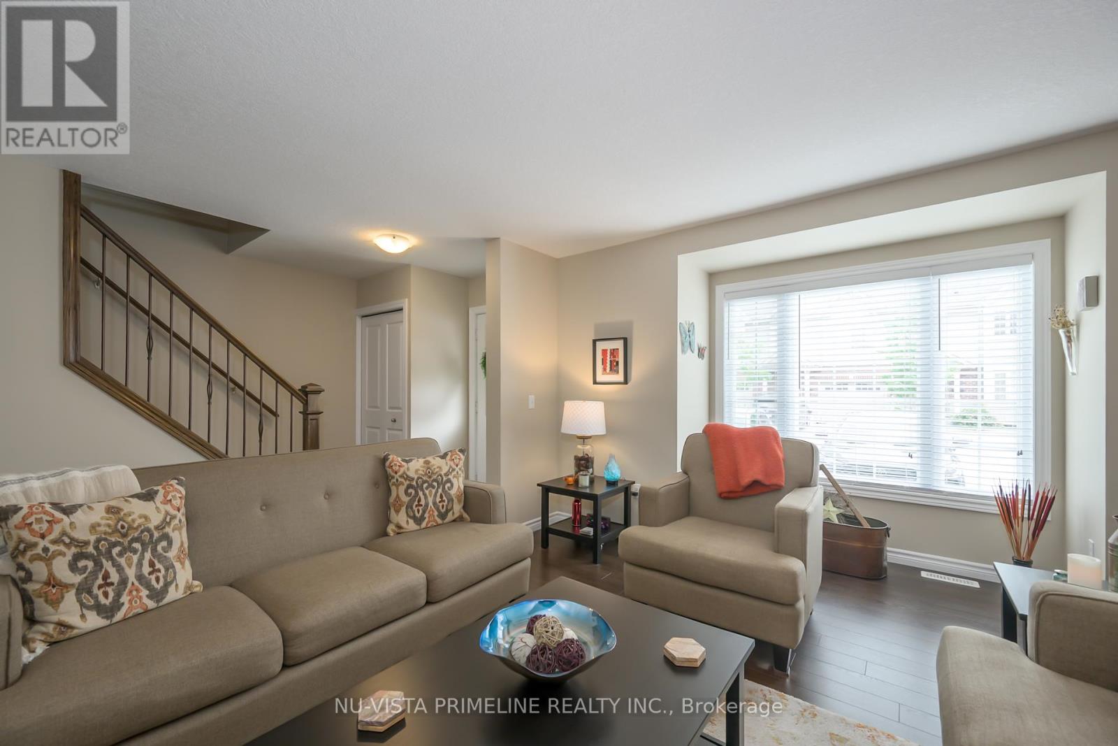 Photo 15 of 63 1010 Fanshawe Road E, London North ON