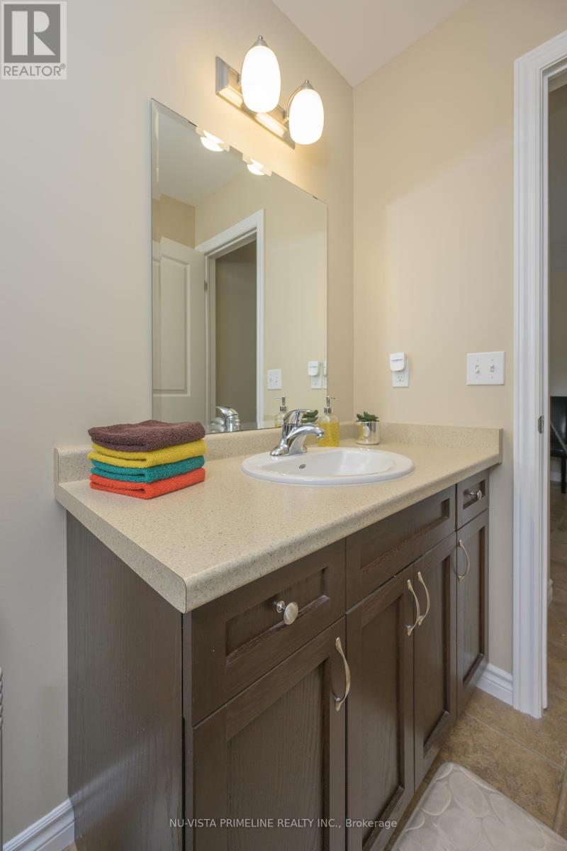 Photo 23 of 63 1010 Fanshawe Road E, London North ON