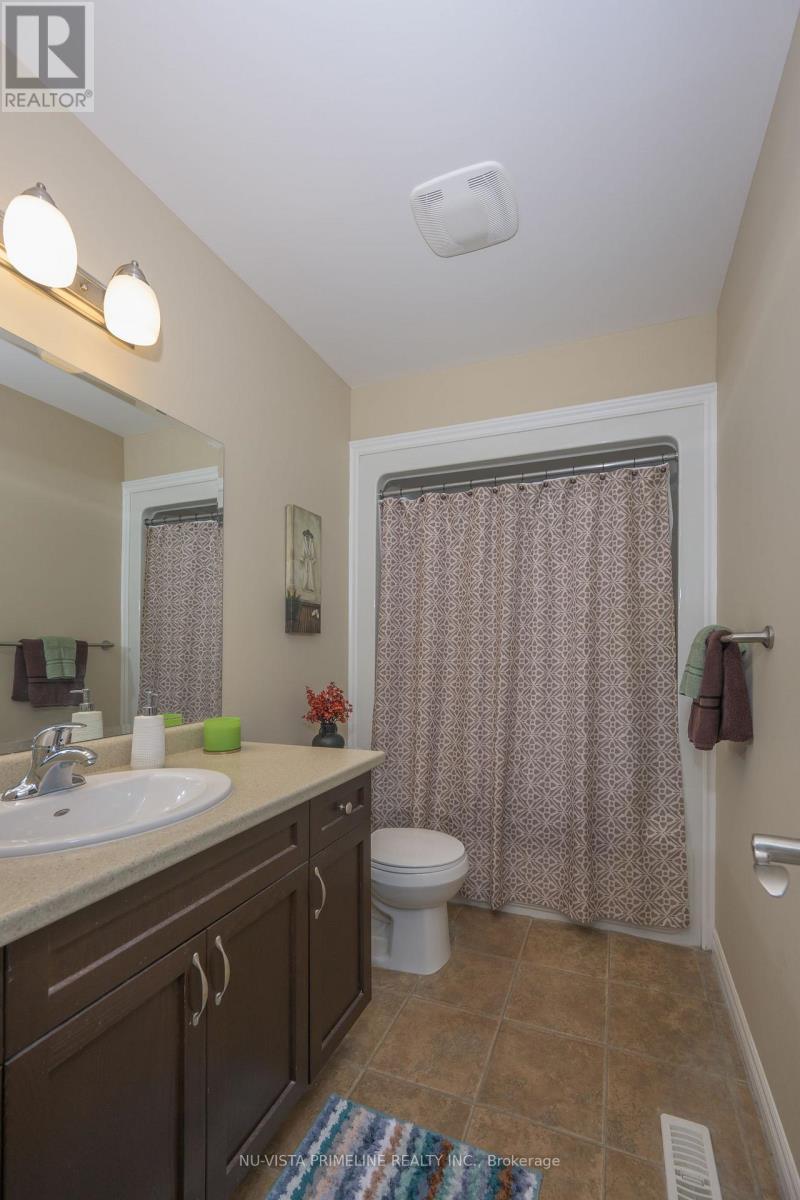 Photo 30 of 63 1010 Fanshawe Road E, London North ON