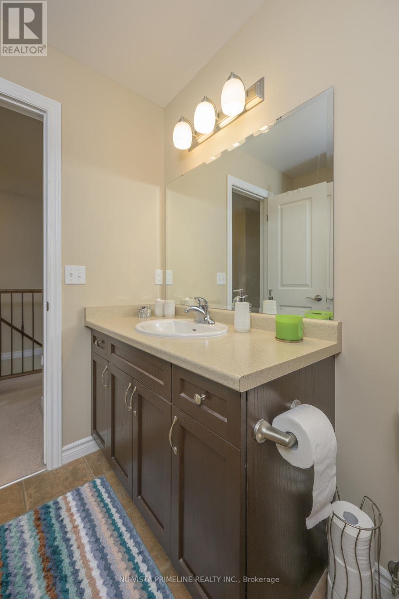 Photo 31 of 63 1010 Fanshawe Road E, London North ON