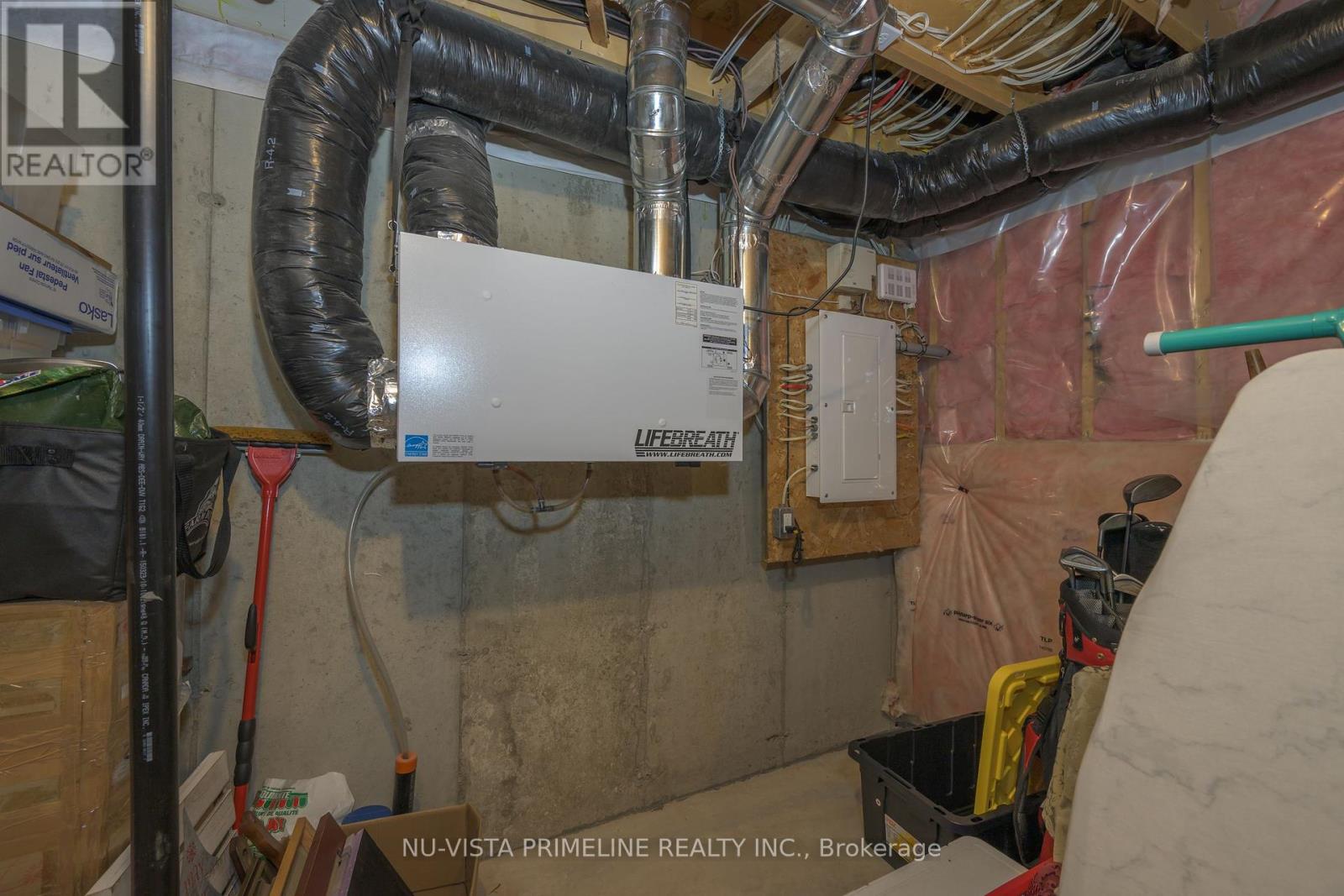 Photo 36 of 63 1010 Fanshawe Road E, London North ON