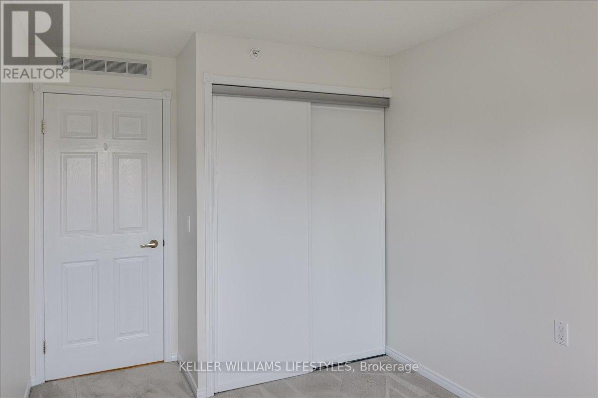 Photo 17 of 410 511 Gainsborough Road, London North ON