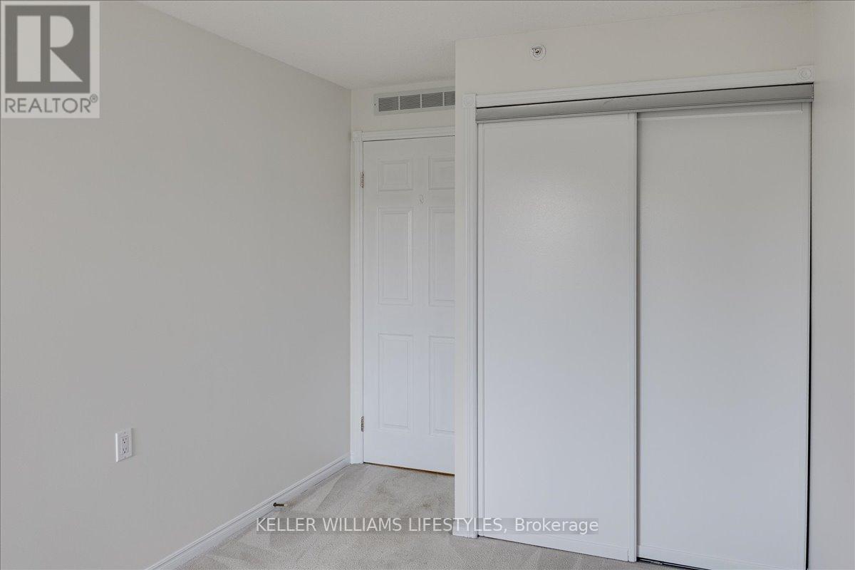 Photo 18 of 410 511 Gainsborough Road, London North ON
