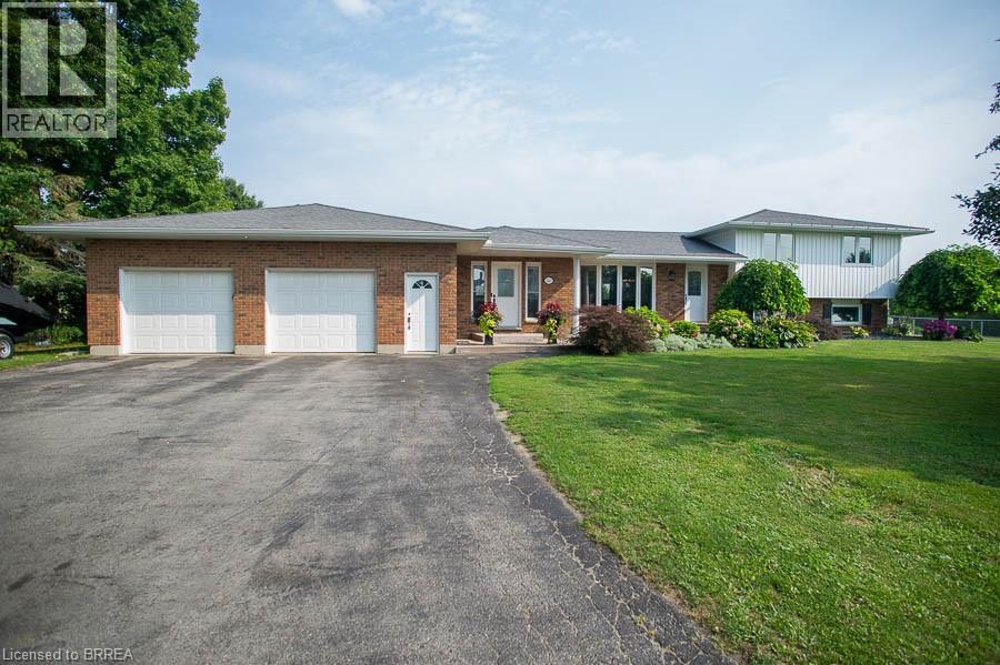 Photo 1 of 1449 Windham Road 12, Simcoe ON