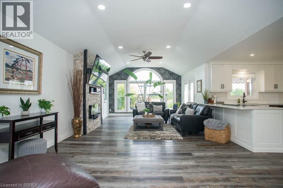 Photo 7 of 1449 Windham Road 12, Simcoe ON