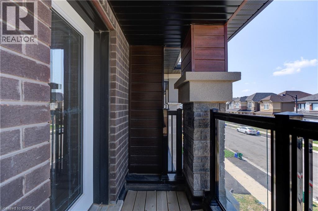 Photo 13 of 2 Copeman Avenue, Brantford ON