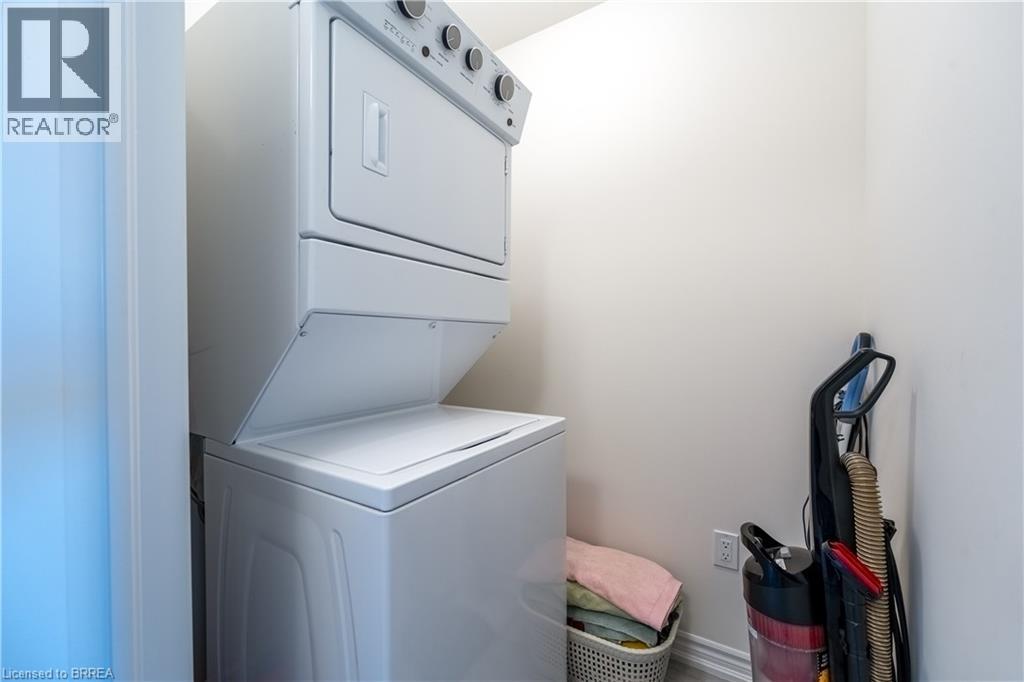 Photo 26 of 2 Copeman Avenue, Brantford ON